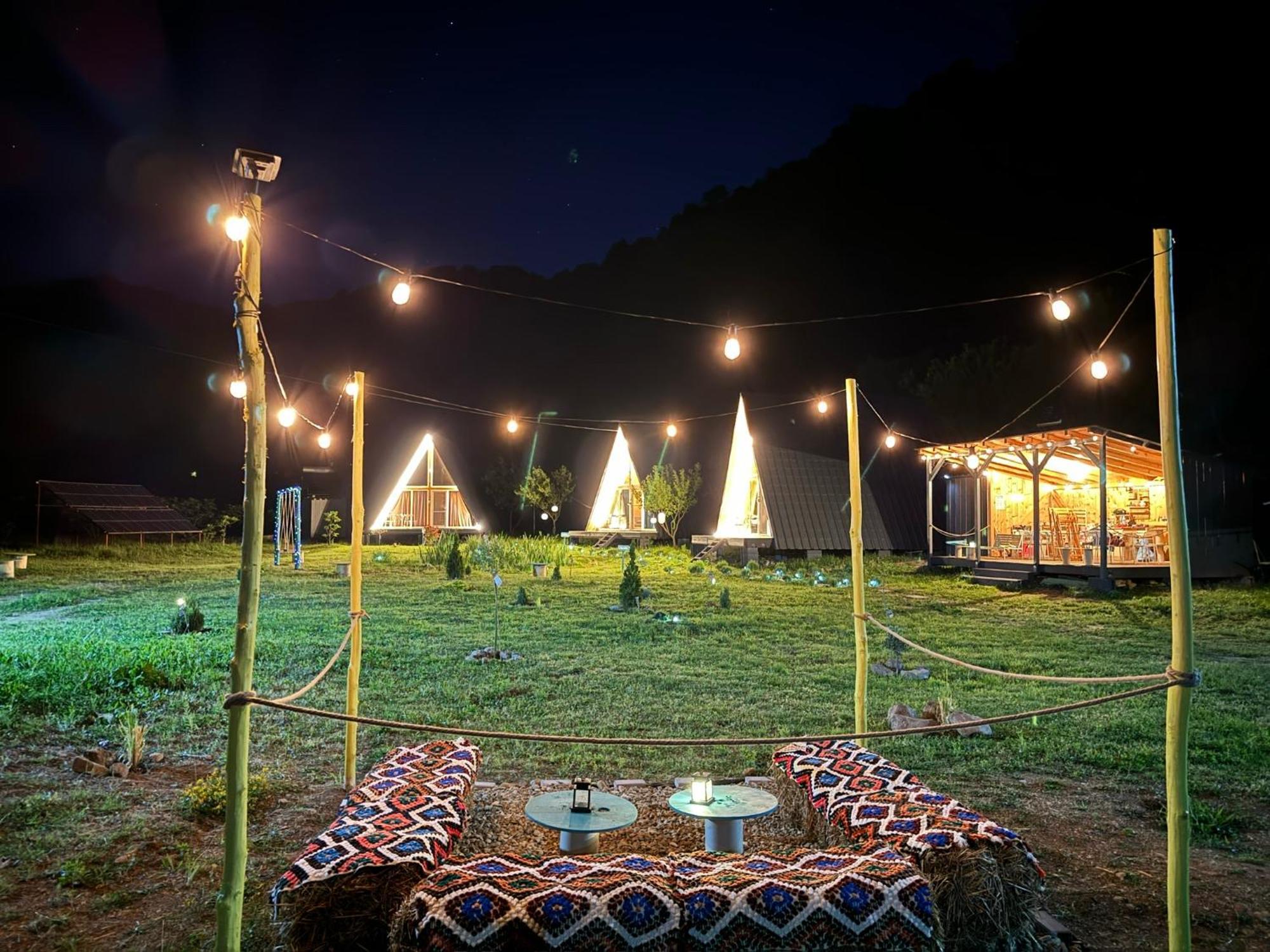 Cabane A-Frame Svinita Zewnętrze zdjęcie