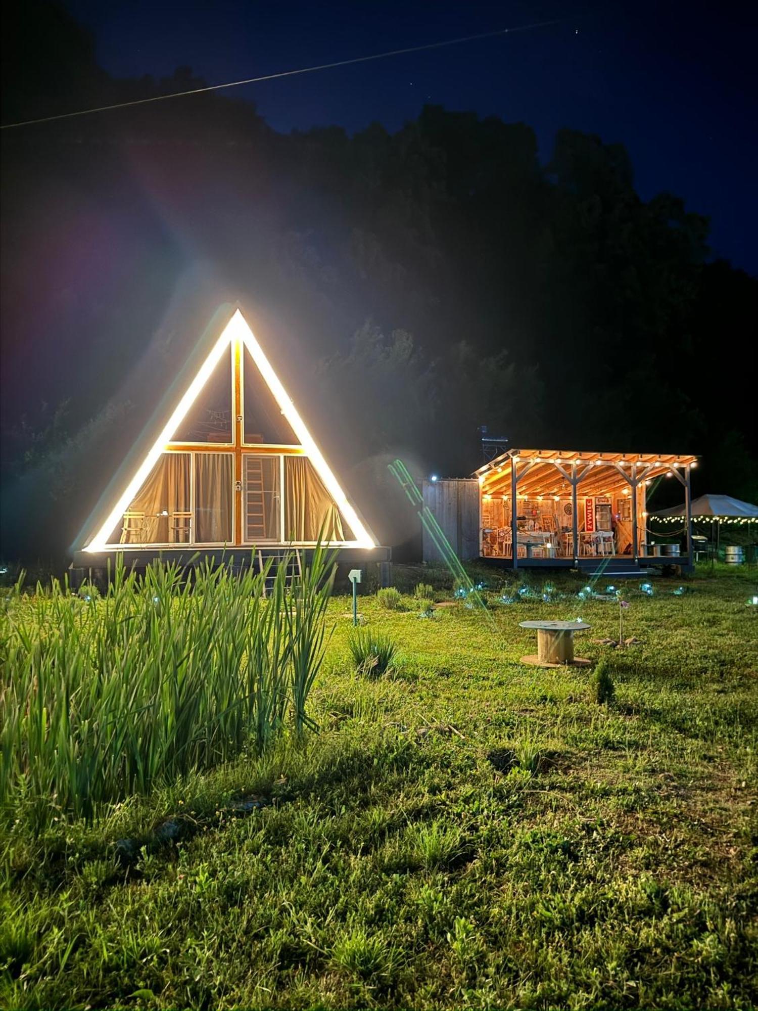Cabane A-Frame Svinita Zewnętrze zdjęcie