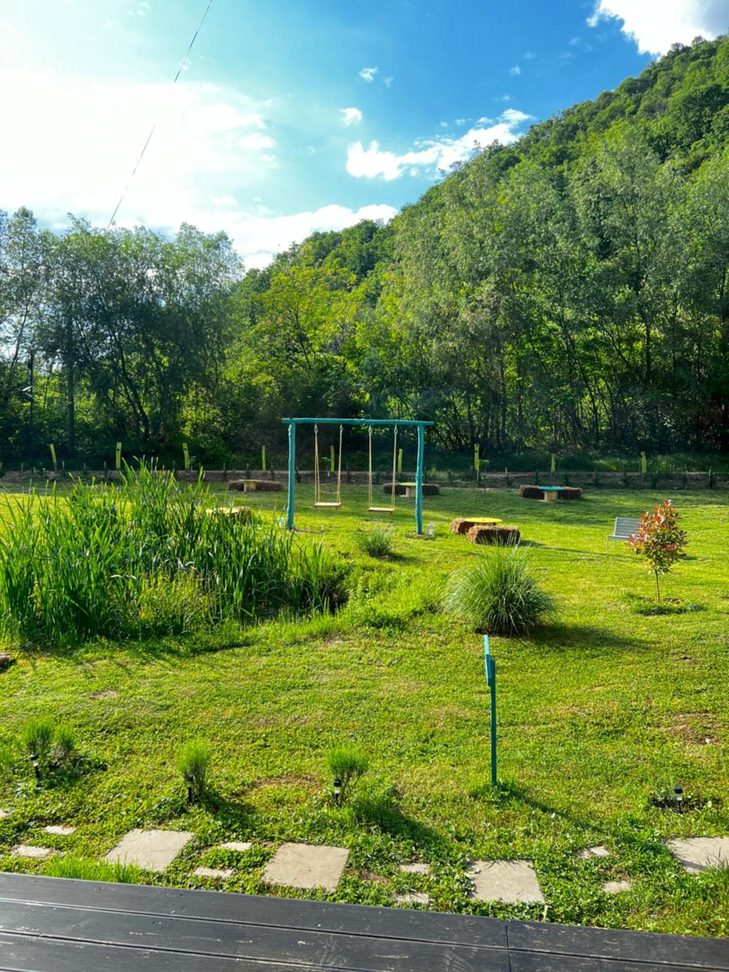 Cabane A-Frame Svinita Zewnętrze zdjęcie