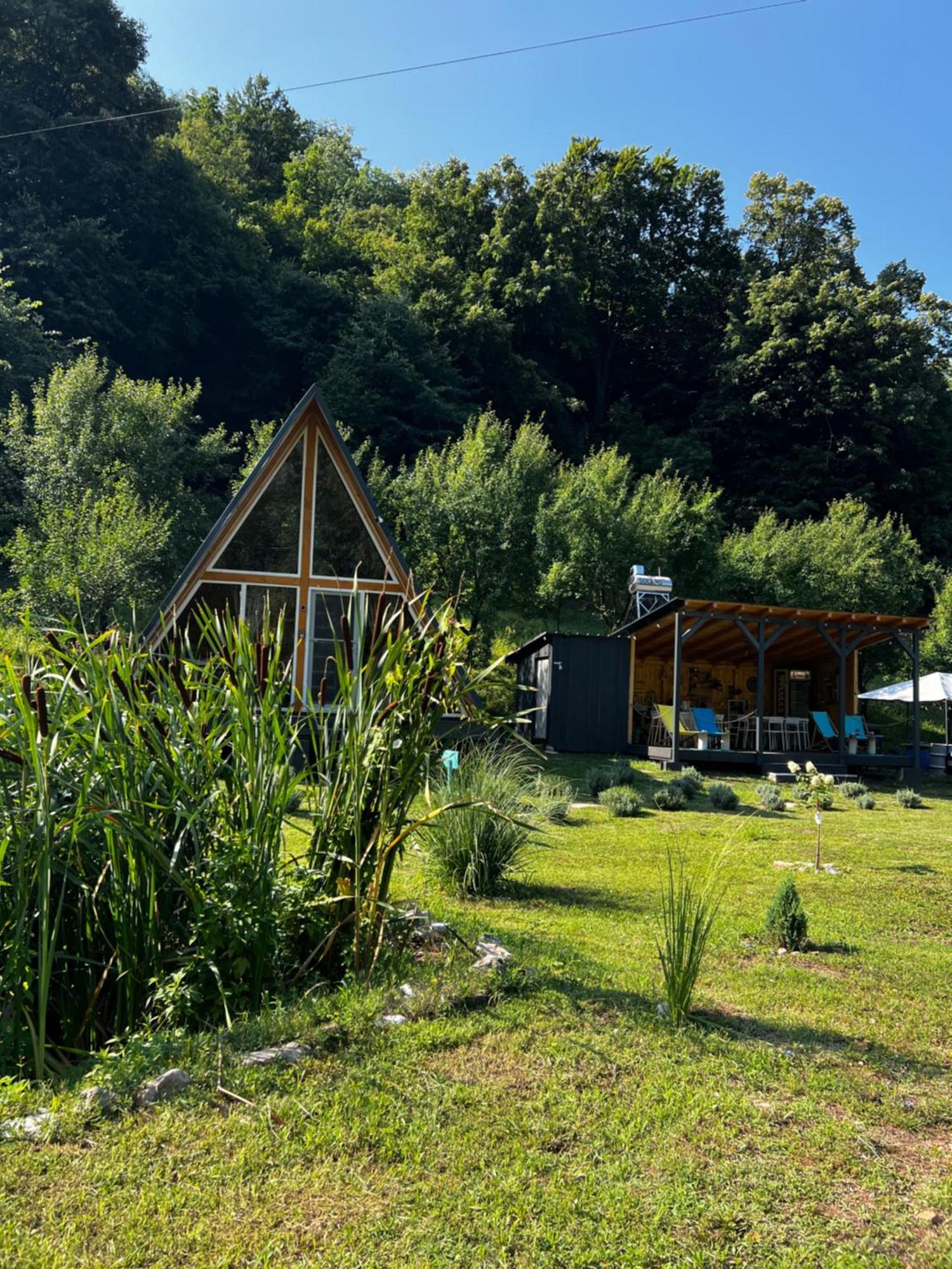 Cabane A-Frame Svinita Zewnętrze zdjęcie