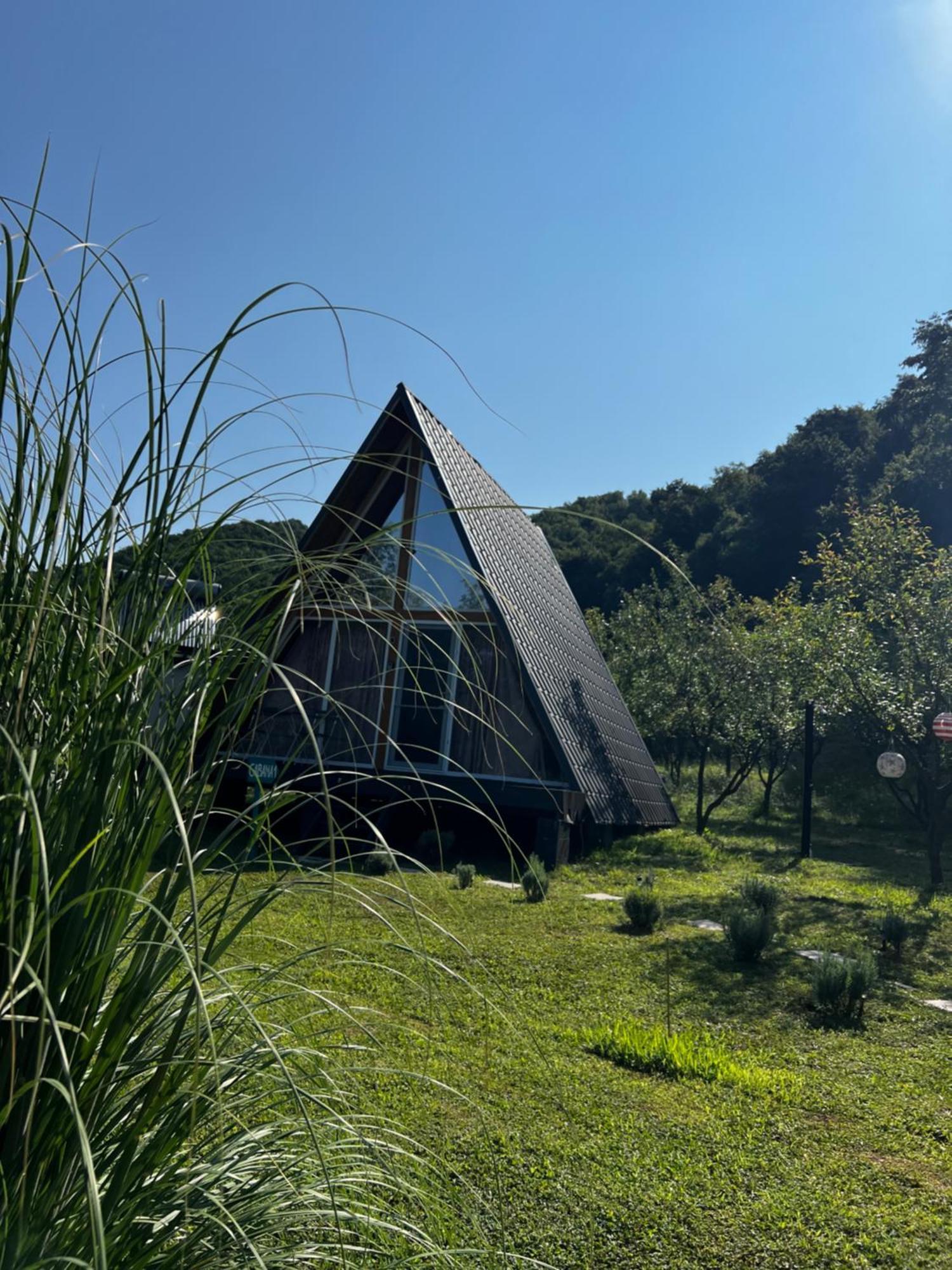 Cabane A-Frame Svinita Zewnętrze zdjęcie